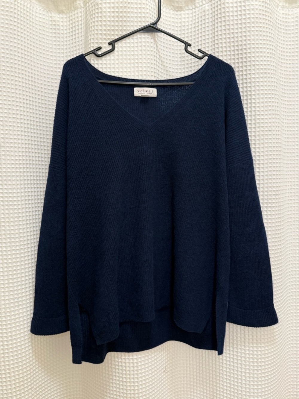 Velvet by Graham and Spencer - Navy Cashmere Sweater XL